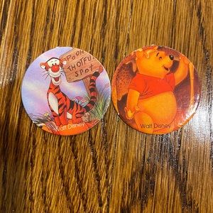 Set of 2 Disney Winnie the Pooh Pogs     vintage toy toys collectibles milk caps